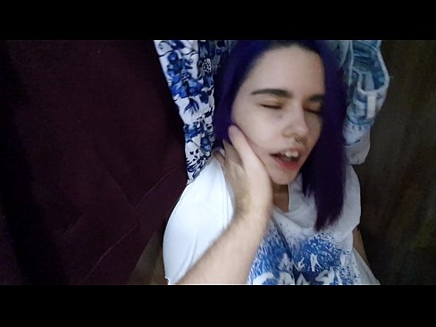 ❤️ Хоҳарамро дар ҷевон ёфт ва ба ӯ кӯмак кард ❌ Секс дар мо tg.pornolymp.ru ☑